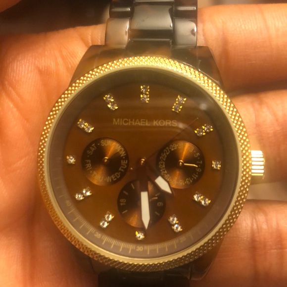 Michael Kors Watch - Picture 4 of 5